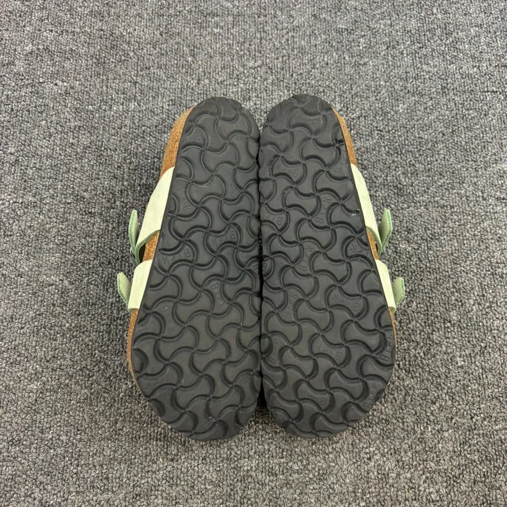 Birkenstock Mayari Sandals Size 37 Regular Faded Lime Soft Footbed Toe Loop